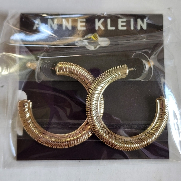 NWT Anne Klein Gold Hoop Stud Earrings - Picture 12 of 12